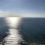 Vista Del Mar アパート カルプ